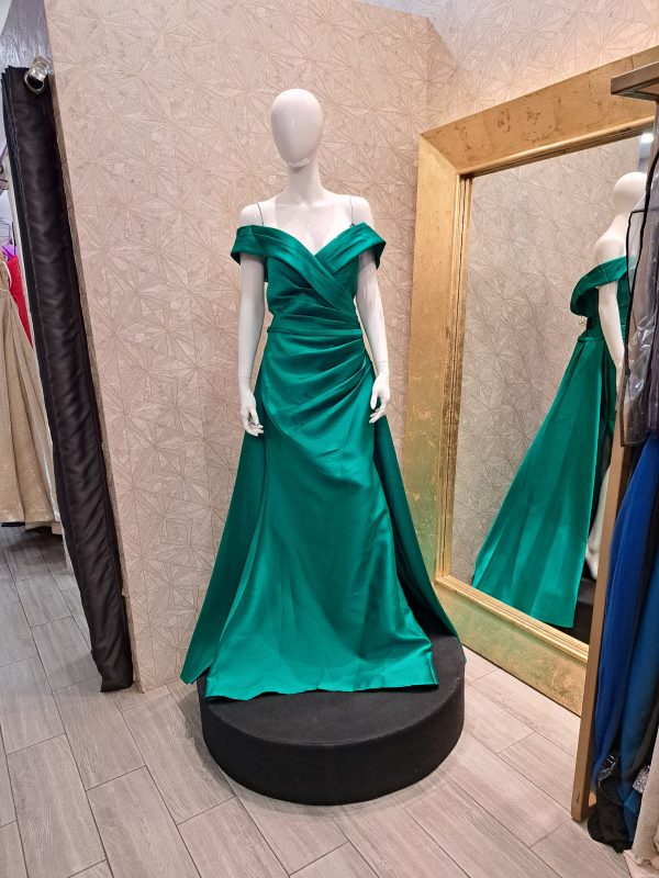 VESTIDO DE NOCHE VVC20241002