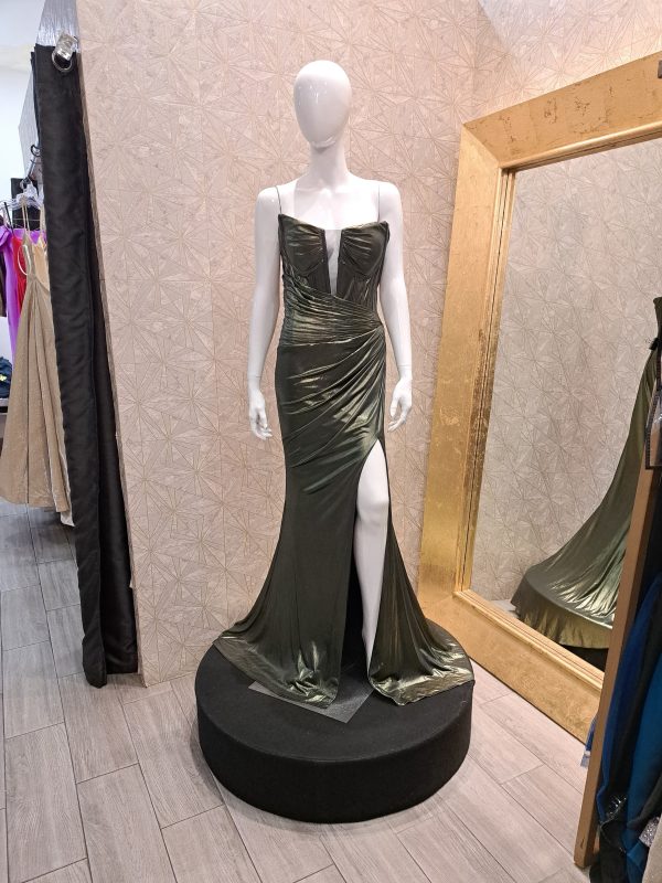 VESTIDO DE NOCHE VVC20241004
