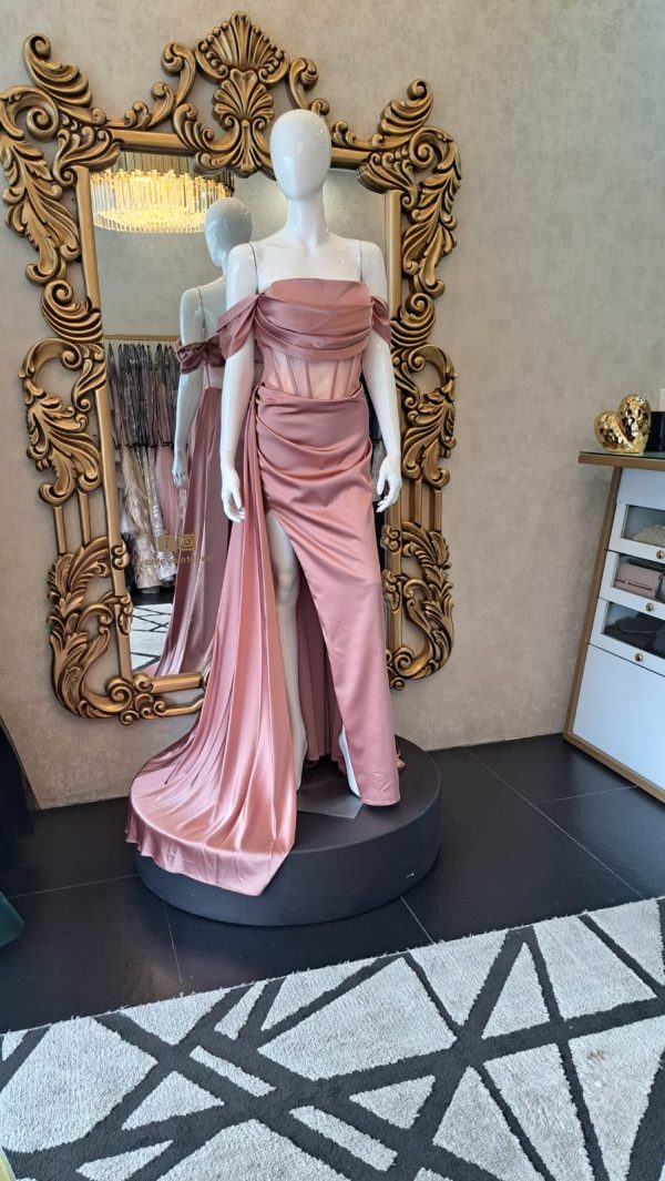 VESTIDO DE DÍA VVC20241042