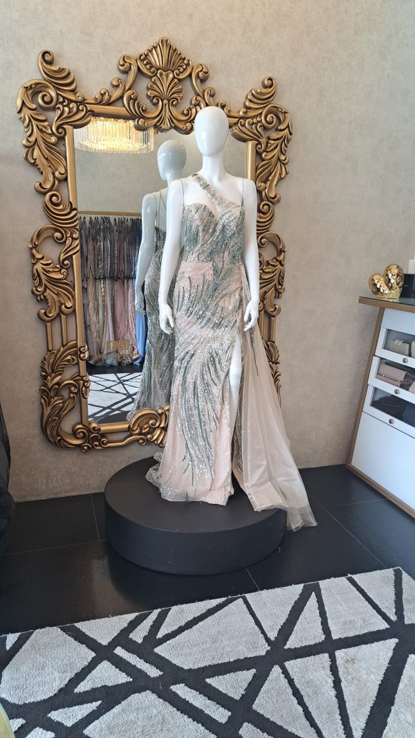 VESTIDO DE NOCHE VVC202503