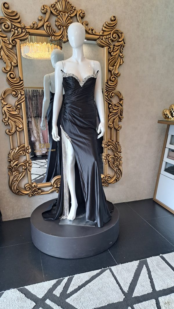 VESTIDO DE NOCHE VVC20241040